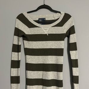 American Eagle Vintage U-neck Striped Long Sleeve